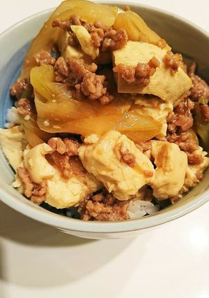☆すき焼き風ひき肉と豆腐丼☆-レシピのメイン写真