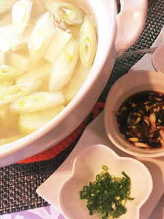 タレで簡単満足!湯豆腐(湯どうふ)-レシピのメイン写真