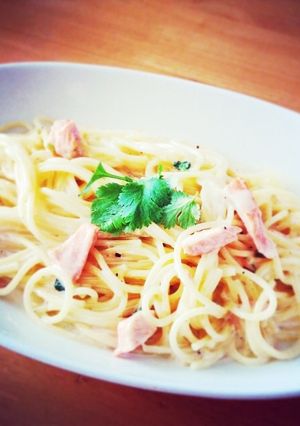 サーモンとコリアンダーのクリームパスタ-レシピのメイン写真