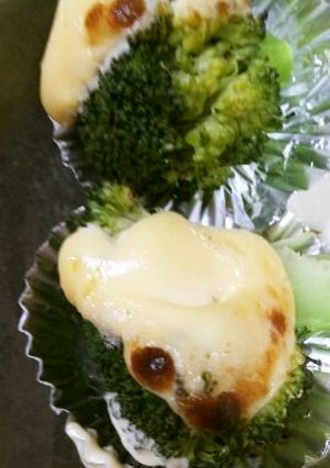 ブロッコリーのマヨ焼き-レシピのメイン写真
