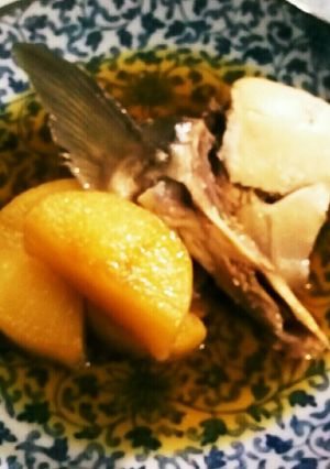すき焼きのタレで簡単に★≪旧≫ぶり大根-レシピのメイン写真