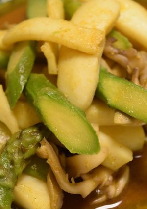 ロールイカとアスパラのカレー炒め-レシピのメイン写真
