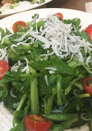 旦那絶賛★春菊のシンプルサラダ-レシピのメイン写真