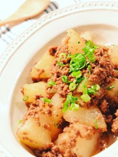 肉大根*ほっこりこっくり甘辛そぼろの煮物-レシピのメイン写真