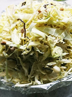 ゴマ香るやみつき納豆マヨキャベツ-レシピのメイン写真