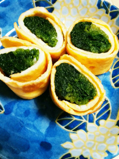 お弁当の彩りに　ほうれん草の卵巻き-レシピのメイン写真