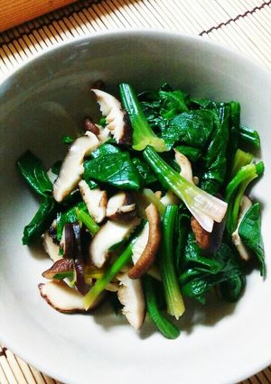ほうれん草と焼き椎茸のお浸し-レシピのメイン写真