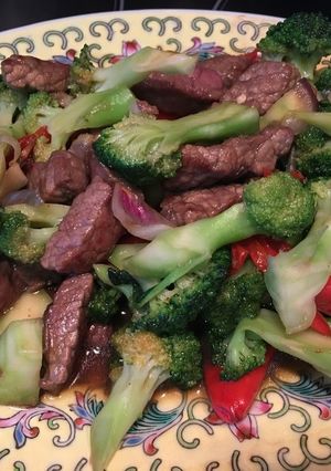 牛肉とブロッコリーのオイスターソース炒め-レシピのメイン写真
