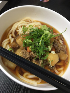 肉じゃがの残りで肉じゃがうどん-レシピのメイン写真