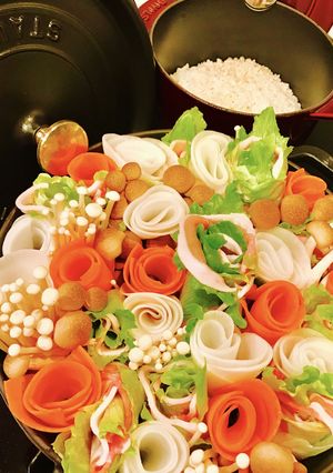 ストウブでお花畑鍋-レシピのメイン写真