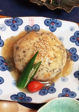 半熟卵入ひじきとお豆腐のまんまる蒸し-レシピのメイン写真