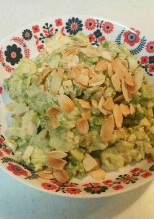 もち麦のアボポテサラ-レシピのメイン写真