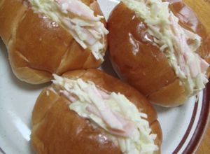 ♥キャベツたっぷりのからしパン♥-レシピのメイン写真