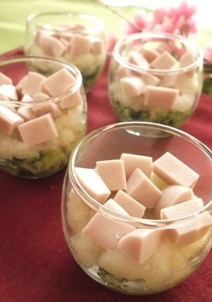 ひなまつりに♪菱餅カラーのさっぱりサラダ-レシピのメイン写真