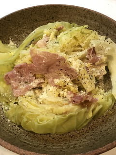 キャベツの大量消費に☆生ハムチーズ蒸し-レシピのメイン写真