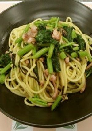 塩辛と明日葉(あしたば)のパスタ-レシピのメイン写真