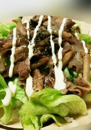 余り物の冷凍豚肉と冷凍キノコで丼-レシピのメイン写真
