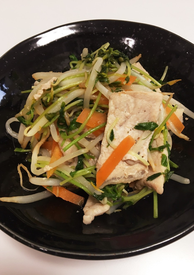 豆苗豚もやし炒め✩-レシピのメイン写真