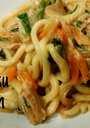 ツナと野菜の味噌クリームうどん-レシピのメイン写真