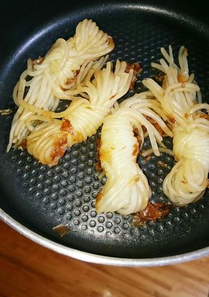 お弁当に!結び蒟蒻のおかか和え-レシピのメイン写真