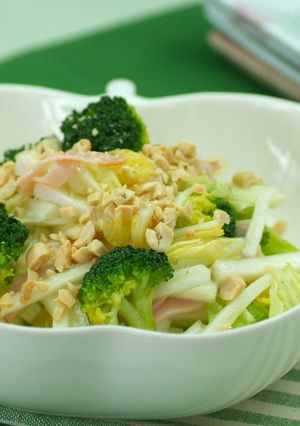 白菜とロースハムのピーナッツサラダ-レシピのメイン写真