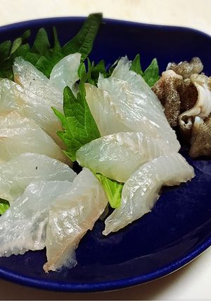 クエの刺身・皮湯引き☆-レシピのメイン写真