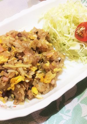 赤飯でチャーハン-レシピのメイン写真