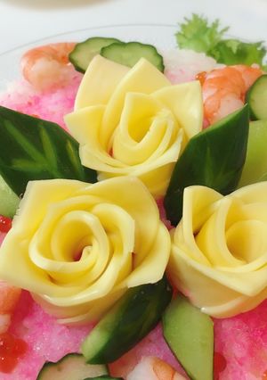 色々バリエ♡簡単スライスチーズバラの花-レシピのメイン写真