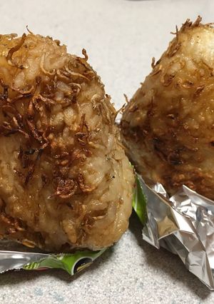 こんがり香ばしいじゃこチーズ焼きおにぎり-レシピのメイン写真