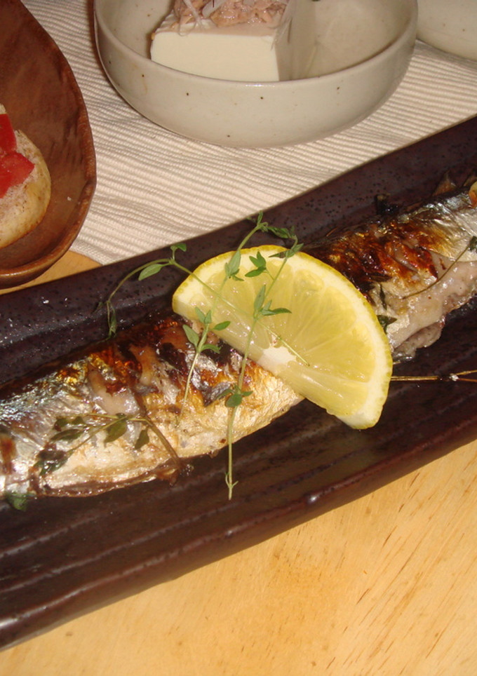 ちょいとおしゃれに　秋刀魚のハーブ焼き-レシピのメイン写真
