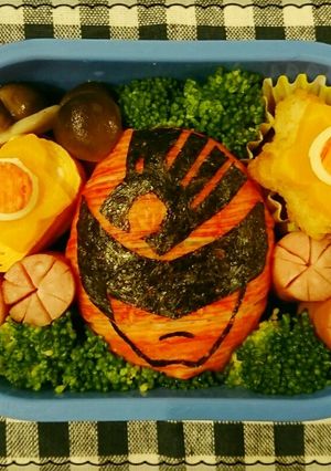 キュウレンジャー☆シシレッド☆キャラ弁-レシピのメイン写真