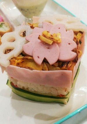 雛祭りに♪簡単菱餅風のミニ寿司ケーキ☆-レシピのメイン写真
