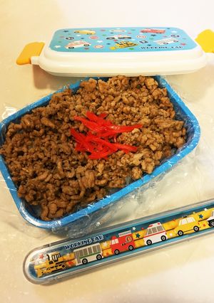 前夜に作れば楽ちん！鶏そぼろ弁当-レシピのメイン写真