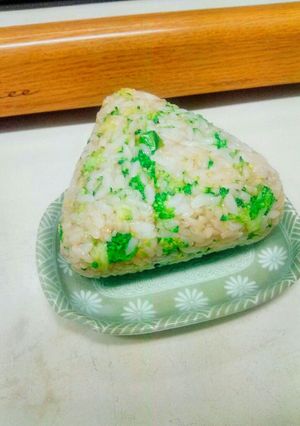 春♪ブロッコリーの洋なおにぎり-レシピのメイン写真