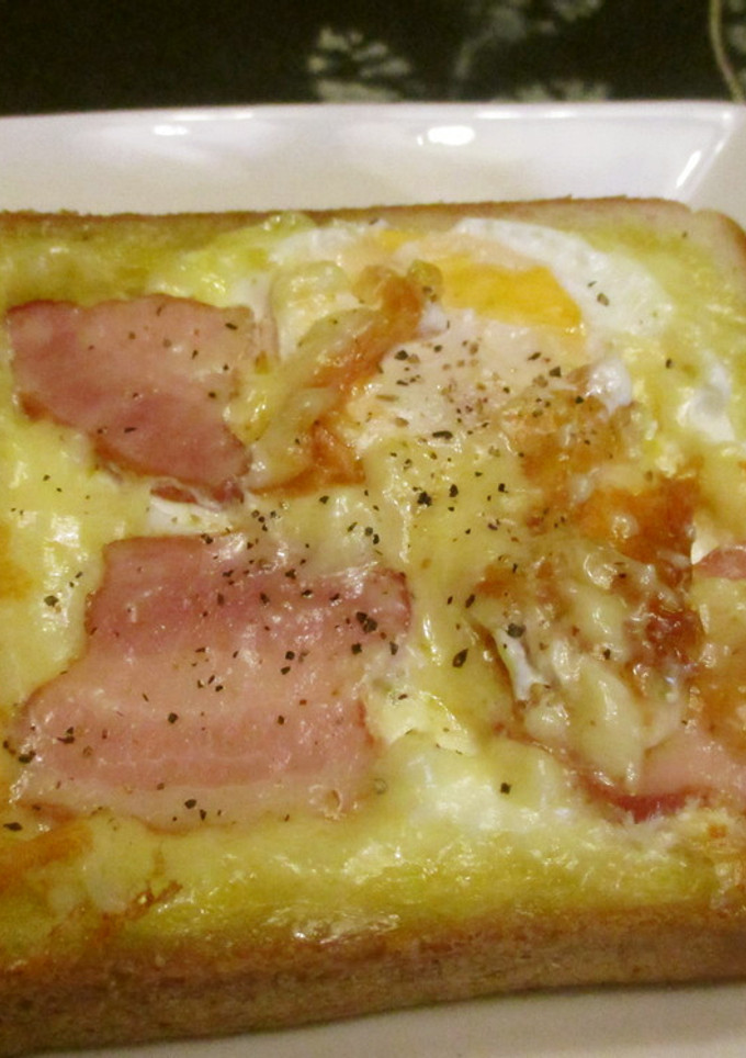 おひとりさまのこぼれない目玉焼きトースト-レシピのメイン写真