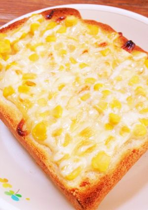 朝から簡単♫コーンマヨトースト〜-レシピのメイン写真