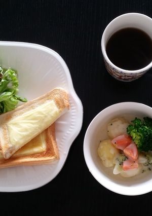 きょうのあさごはん(パンの日 その2)-レシピのメイン写真