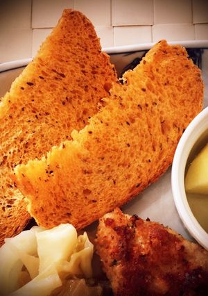 トマト&バジルのヘルシーご飯入りパン♪-レシピのメイン写真