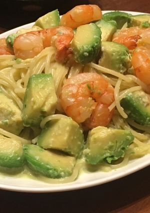 アボカドとエビのパスタ-レシピのメイン写真