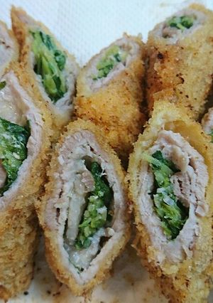 豚肩ロース薄切り　豆苗巻きフライ豆苗好き-レシピのメイン写真