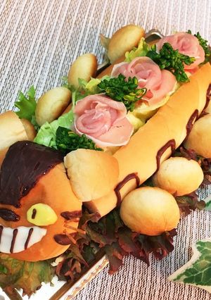 トトロの猫バス デコパン(=^ェ^=)-レシピのメイン写真