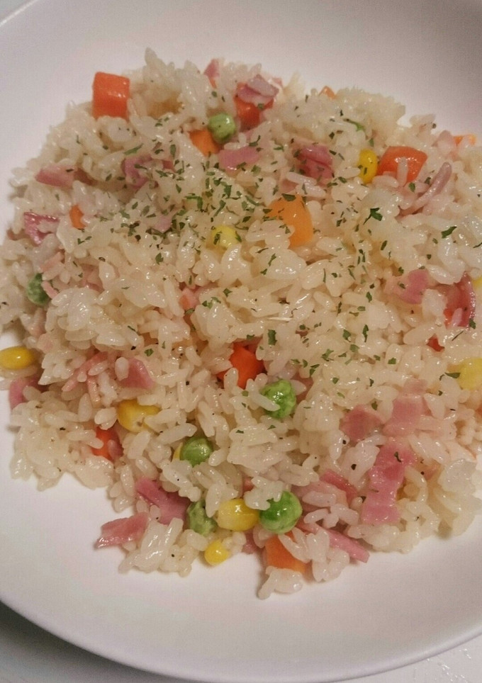 残りご飯で簡単ピラフ♪-レシピのメイン写真