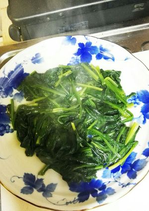 豚肉を鉄分たっぷりのホウレン草に乗せて-レシピのメイン写真