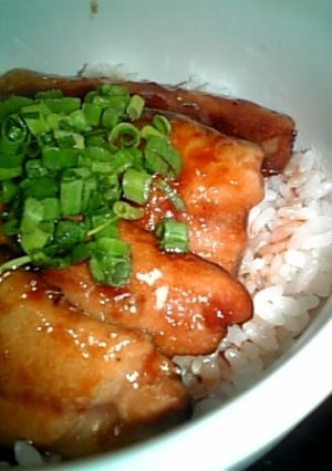 絶品！さんまの蒲焼丼～全工程写真つき～-レシピのメイン写真
