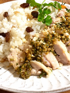 タイ風チキンライス炊飯器でカオマンガイ-レシピのメイン写真