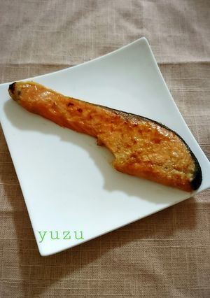 甘さ控えめ!簡単!鮭の味噌焼き*西京焼き-レシピのメイン写真