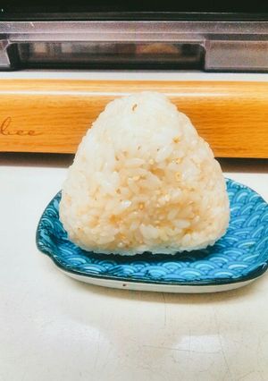 Wゴマおにぎり-レシピのメイン写真