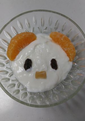 ヨーグルトアート☆フルーツわんこ♪-レシピのメイン写真