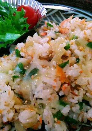 チーズのっけ鮭チャーハン-レシピのメイン写真