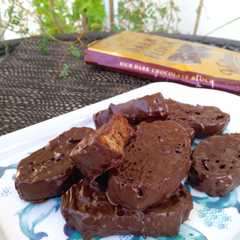 รูปของ パン生地から作るチョコラスク♡